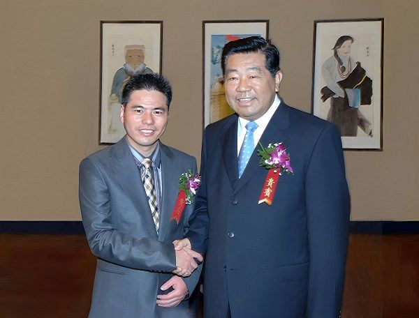 第十七屆中央政治局常委，第十一屆全國政協(xié)主席賈慶林接見蔣錫培